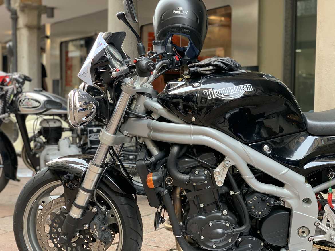 Triumph speed Triple