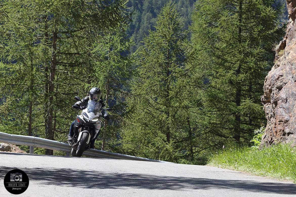 bmw f900 xr