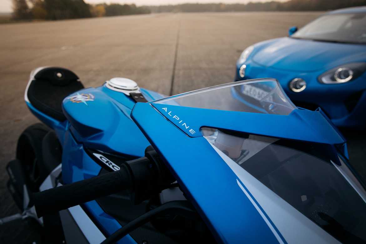MV Agusta Superveloce Alpine 1 MV Agusta Superveloce Alpine 1