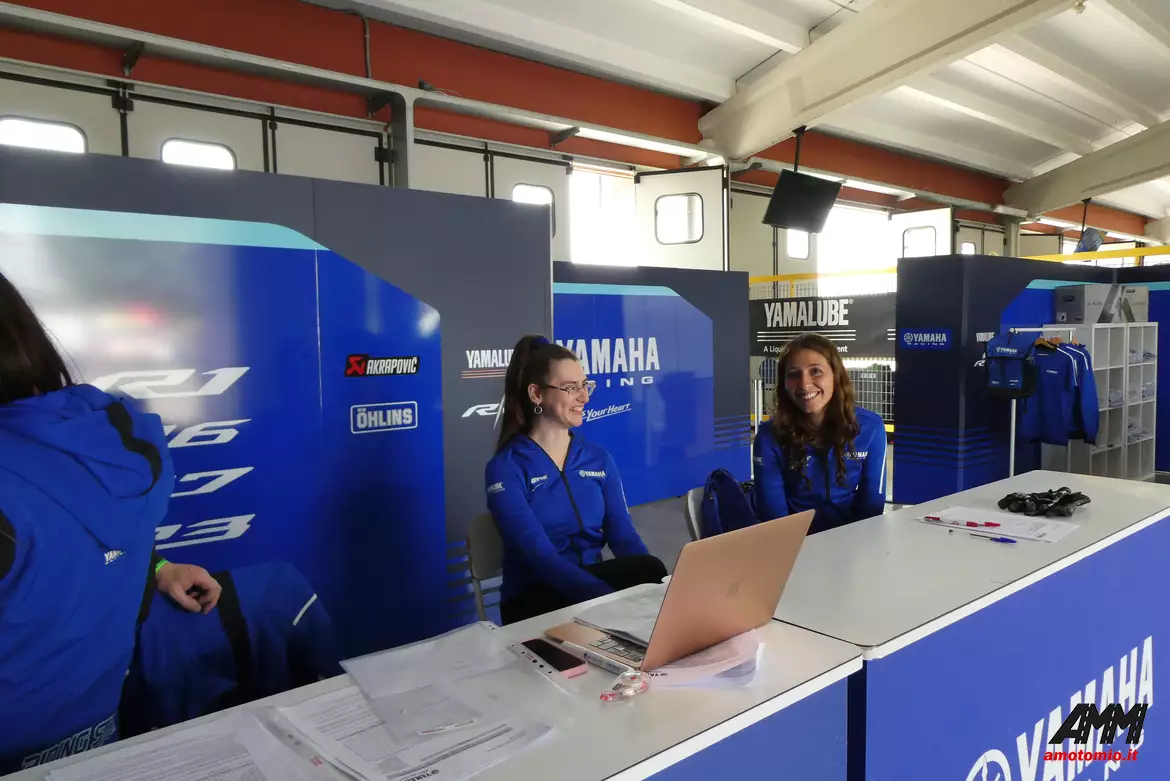 Accettazione Yamaha Supersport Pro Tour
