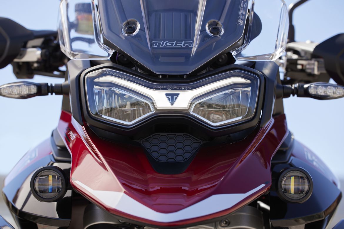 Triumph Tiger 900 24 8 Triumph Tiger 900 24 8