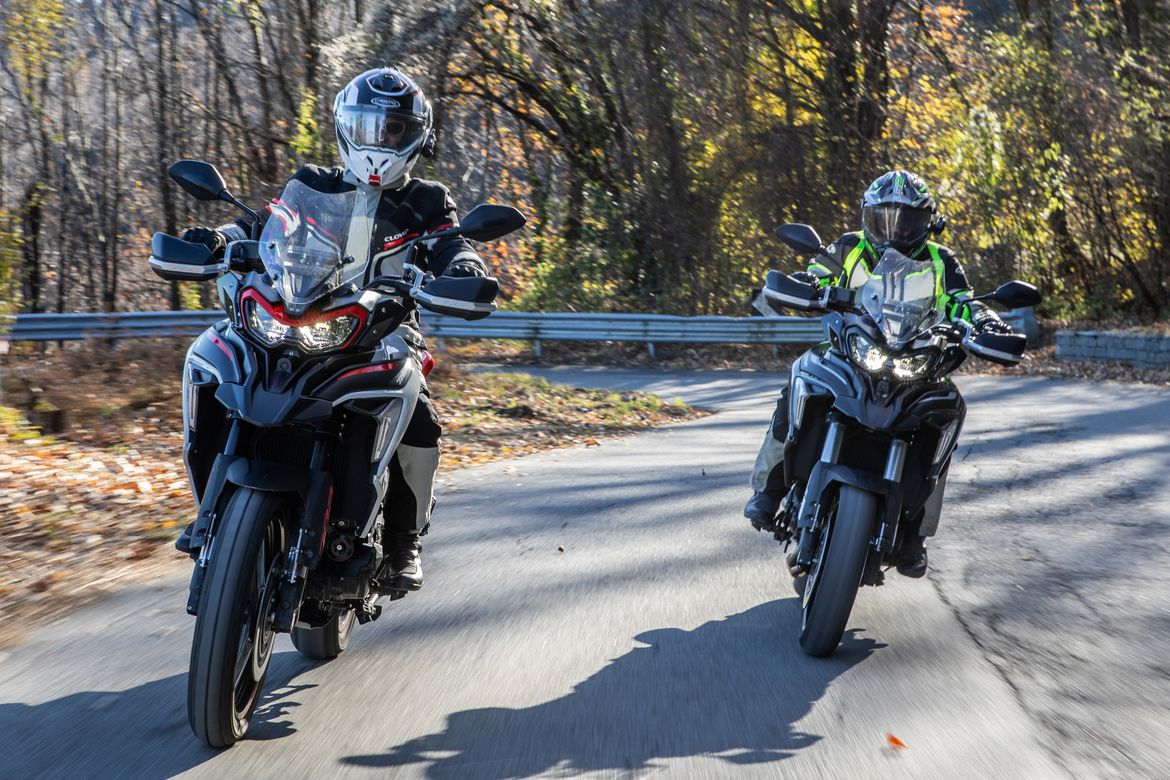Confronto Benelli trk 702 6 Confronto Benelli trk 702 6