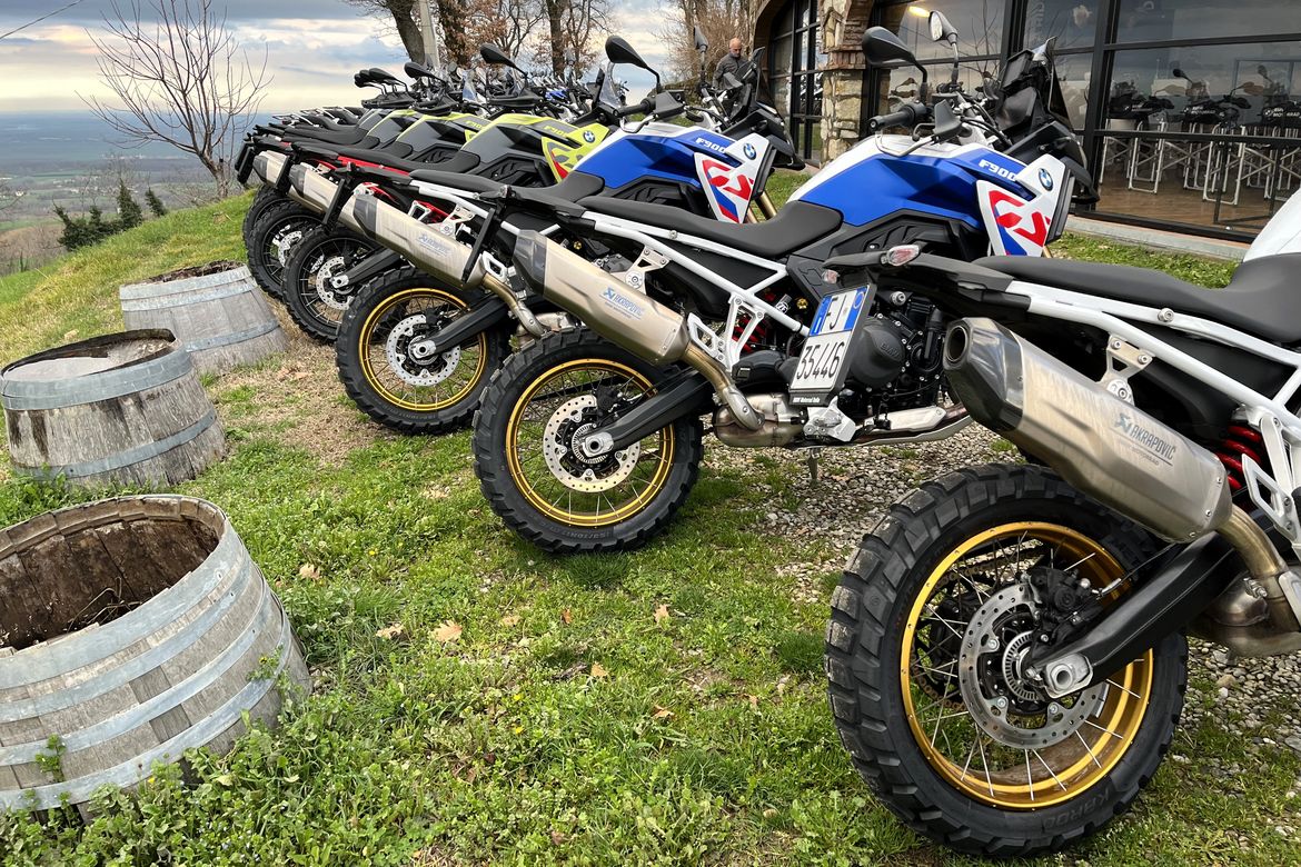 BMW F900GS Akrapovic