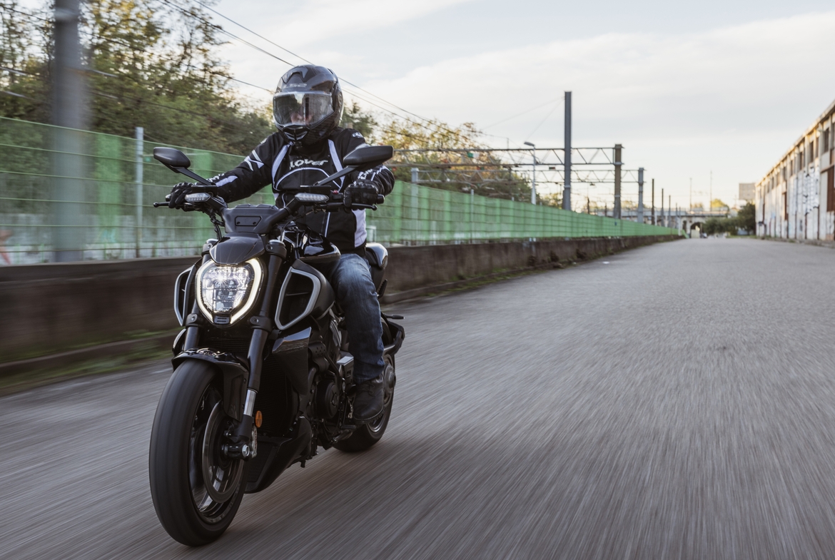 diavel v4s ducati diavel v4s