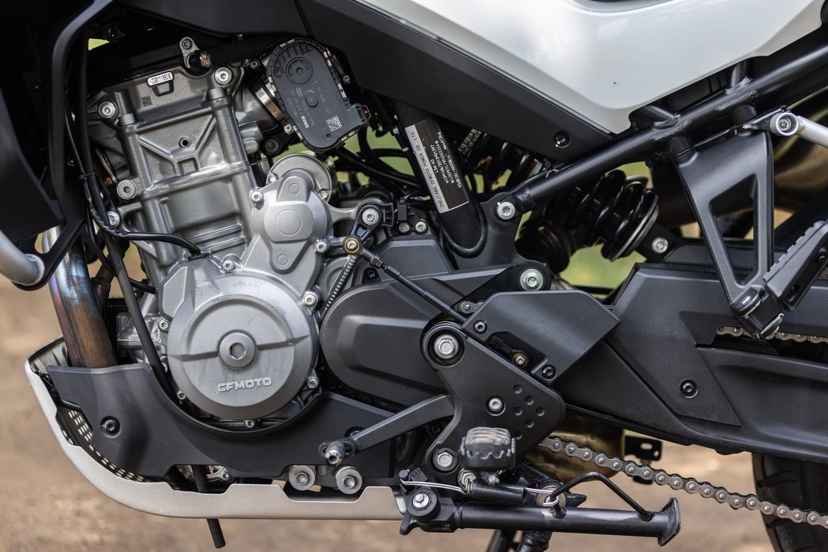 CFMoto 800MT 5