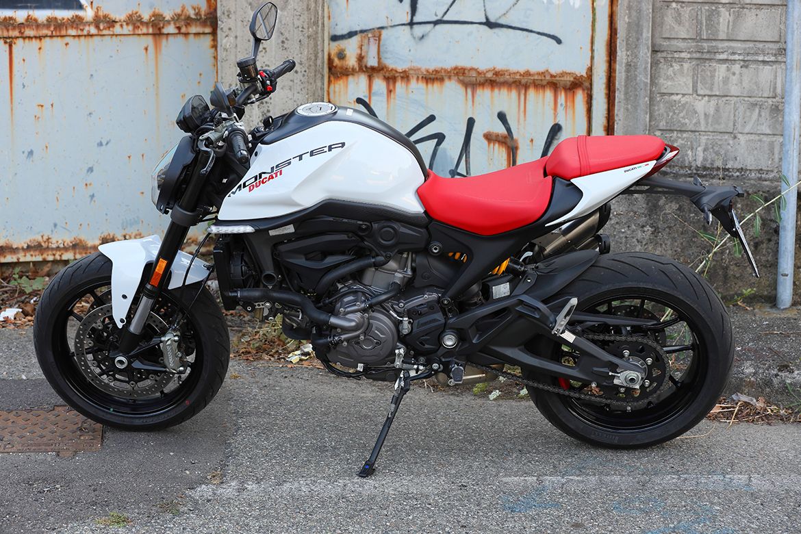 Ducati Monster 937 3