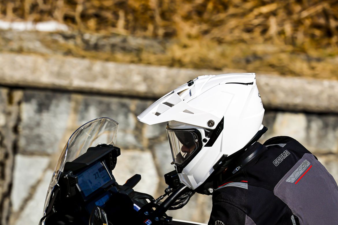 Caberg Tanami 6