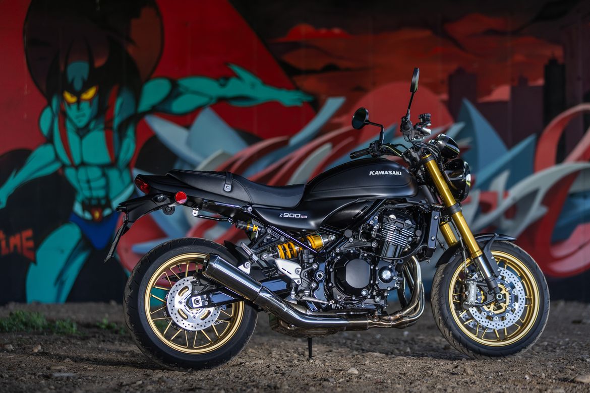 Kawasaki Z900RS 12