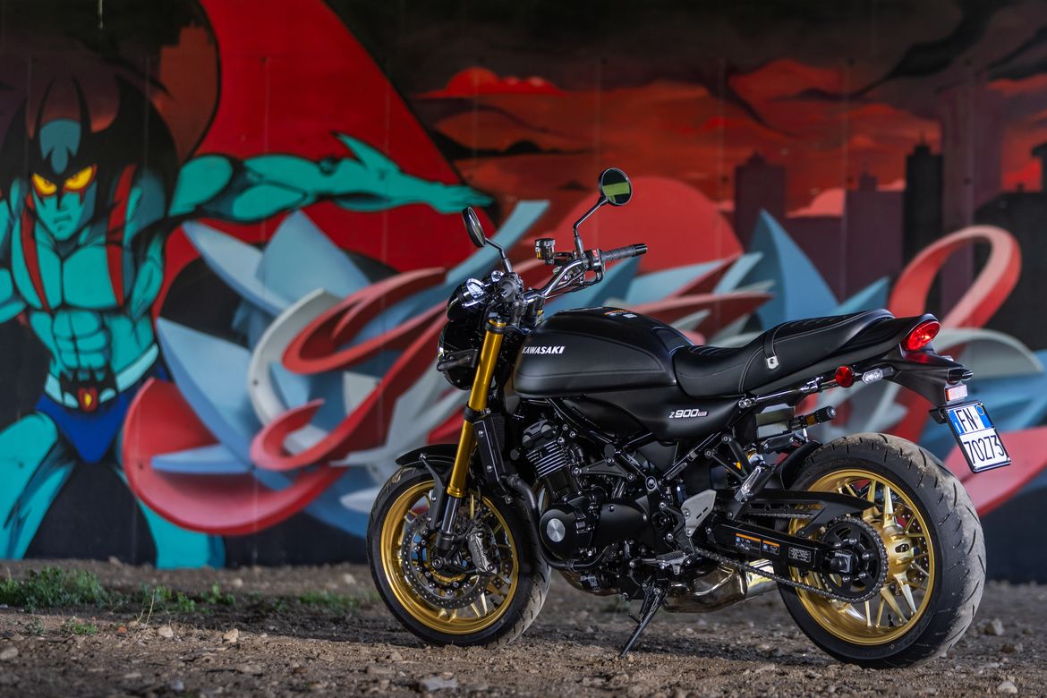 Kawasaki Z900RS 6