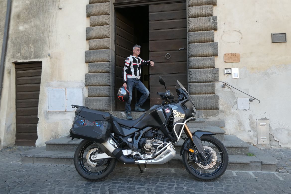 Honda africa twin 1100 dct 10 Honda africa twin 1100 dct 10