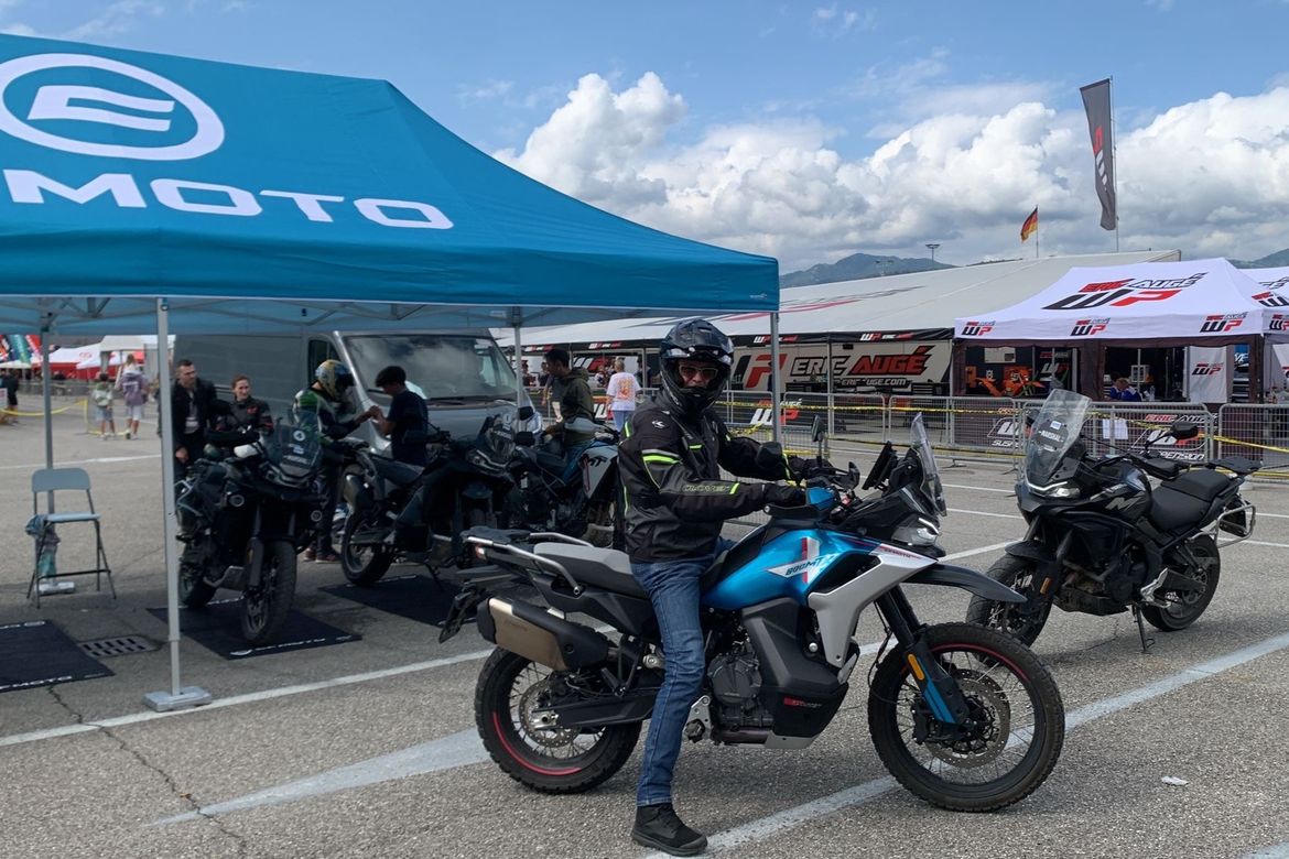 CFMoto 800MT-X 1