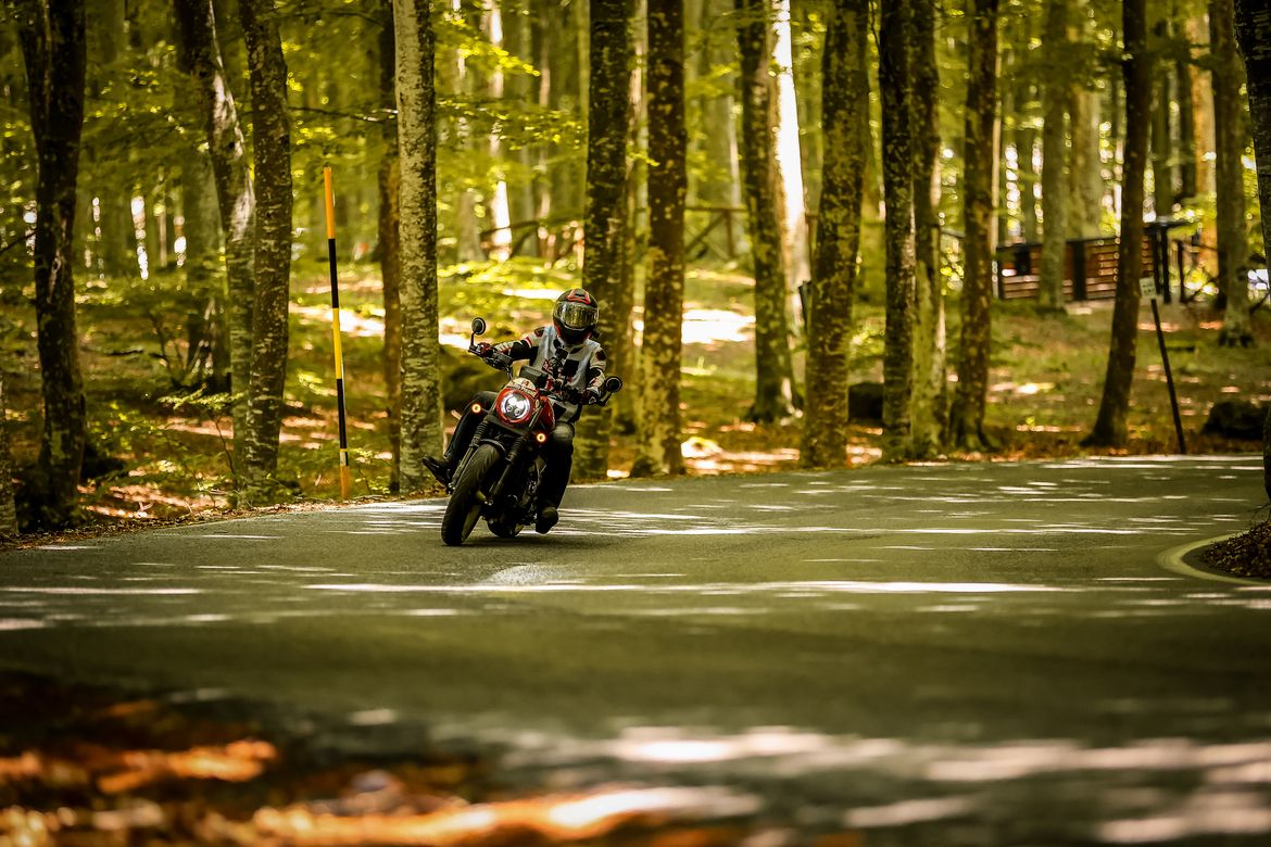 Honda CMX1100 Rebel plus 9