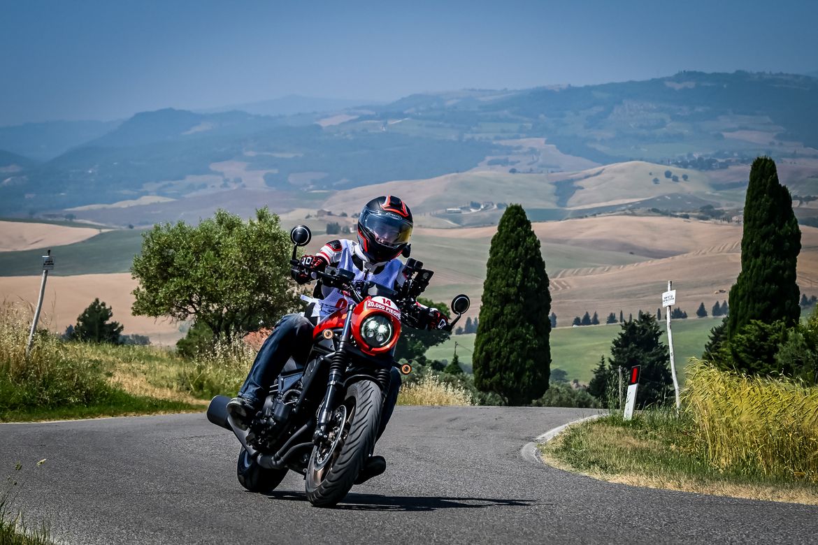 Honda CMX1100 Rebel plus 15