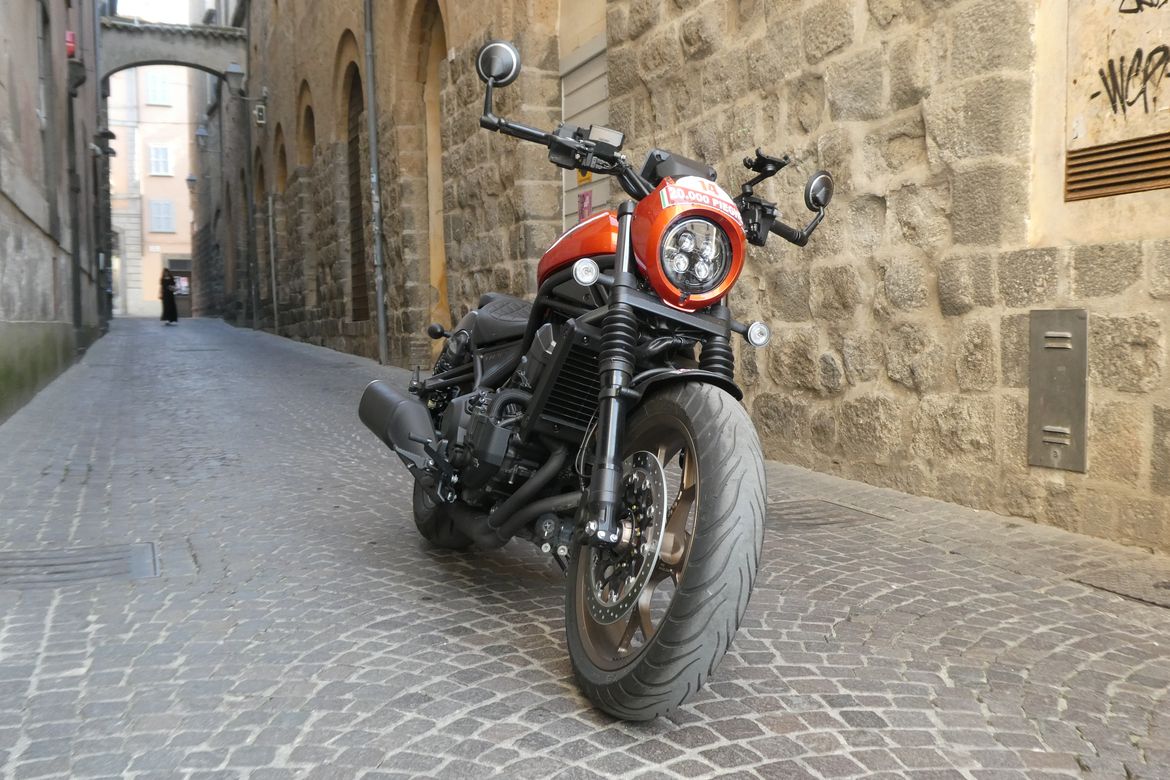 Honda CMX1100 Rebel plus 2