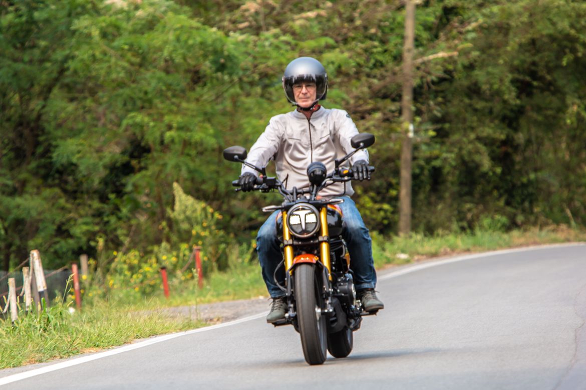 TVS Ronin 250 1