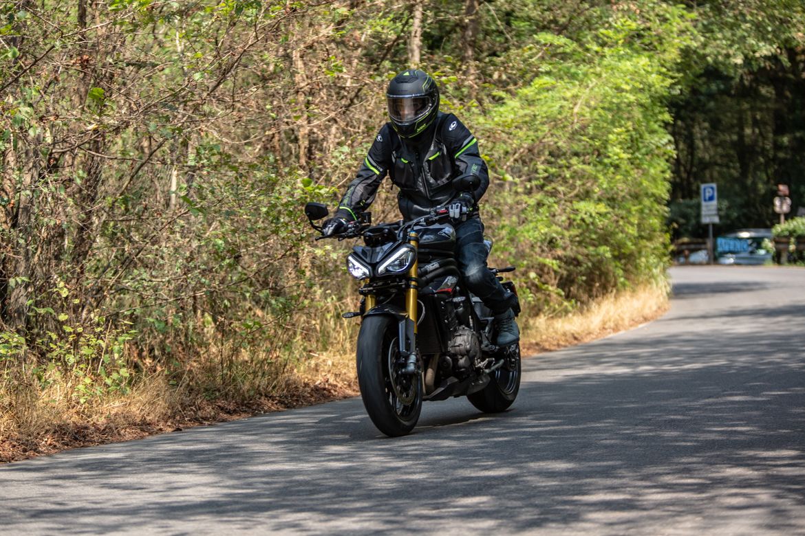Speed Triple 1200 RS 14