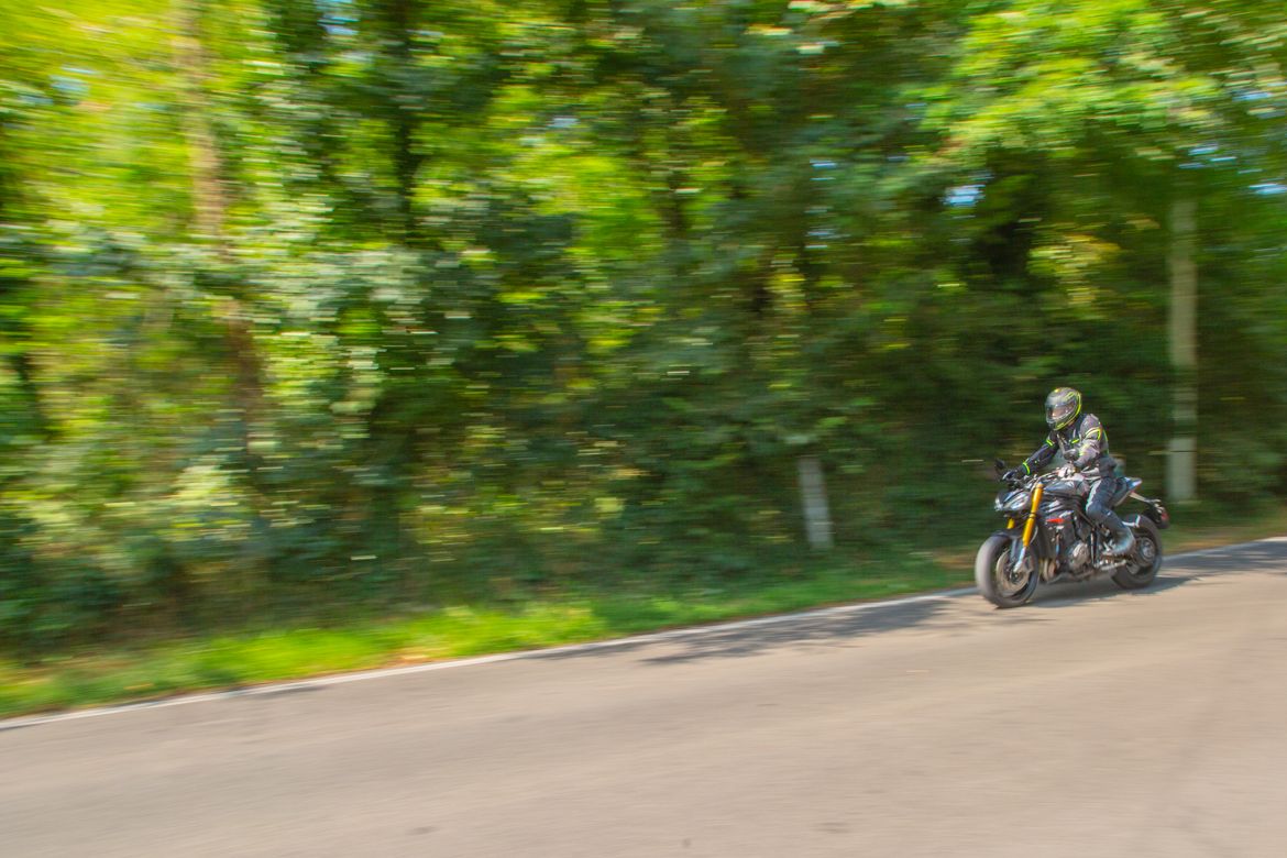 Speed Triple 1200 RS 13