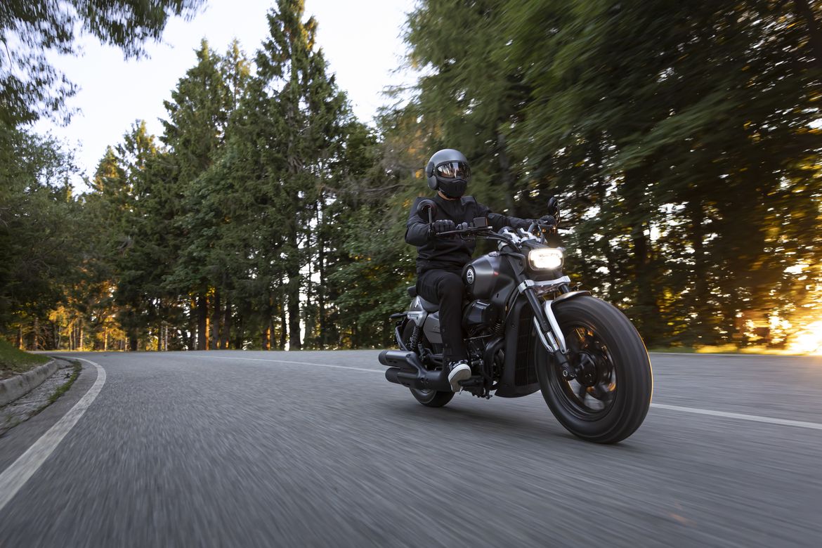Benelli Leoncino Bobber 5