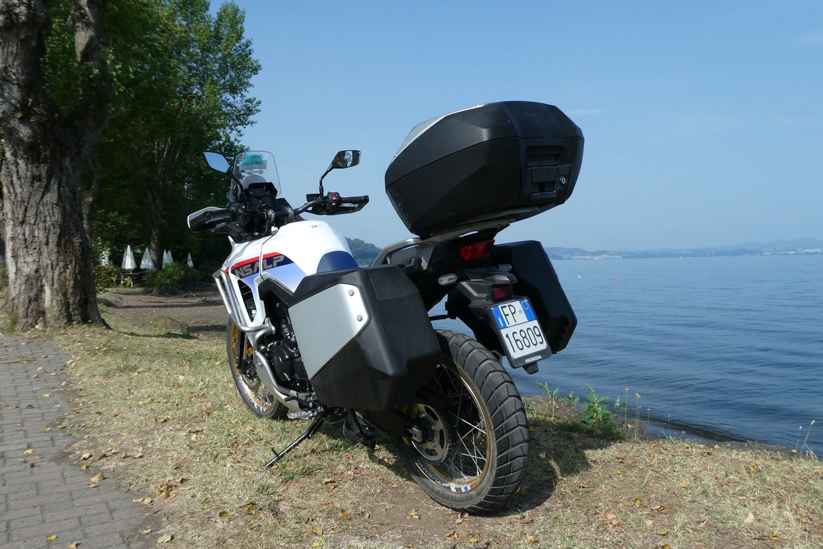 Honda XL750 Transalp 11