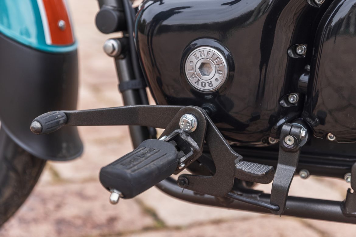 RE goan classic 350 4
