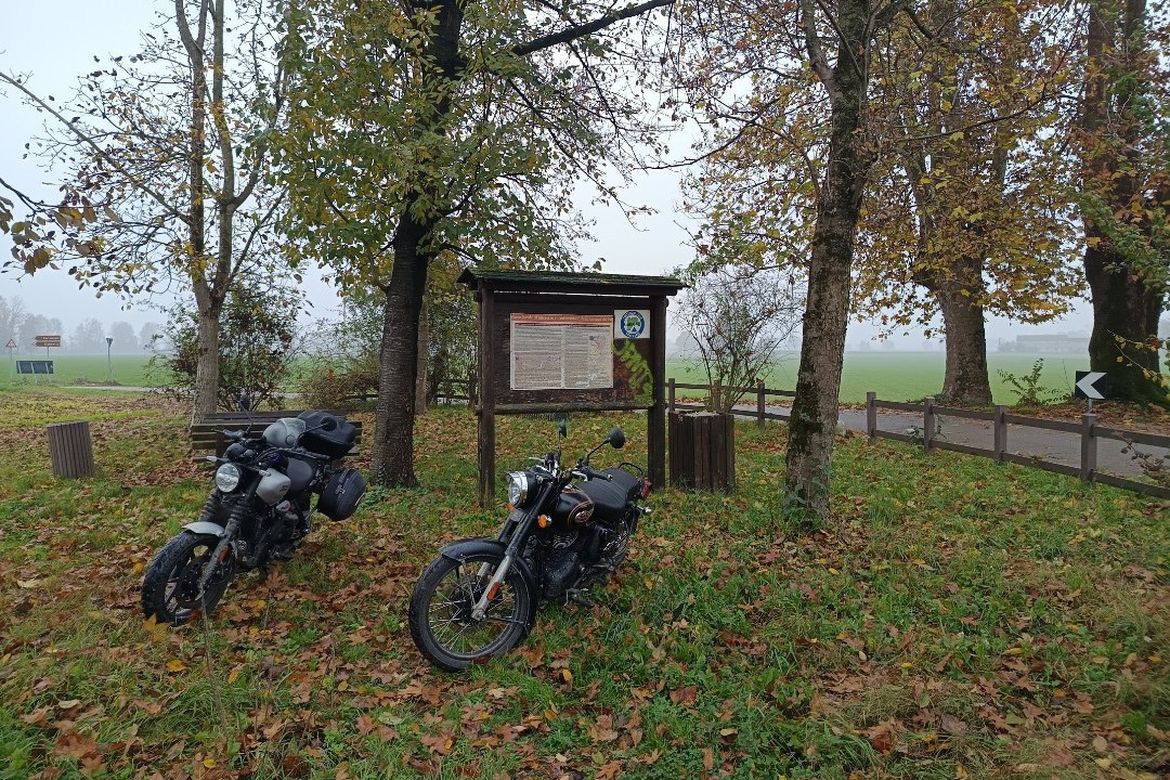 ROYAL ENFIELD BULLET & GUERRILLA