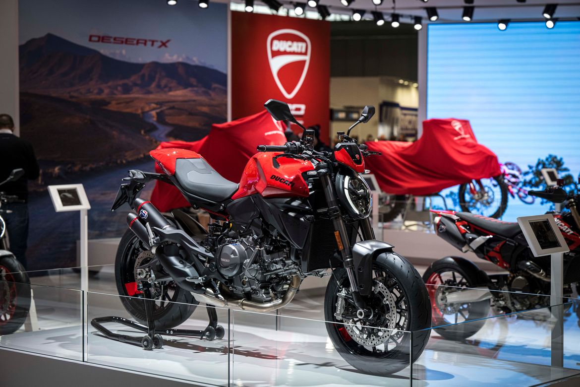 Ducati Monster 5 1