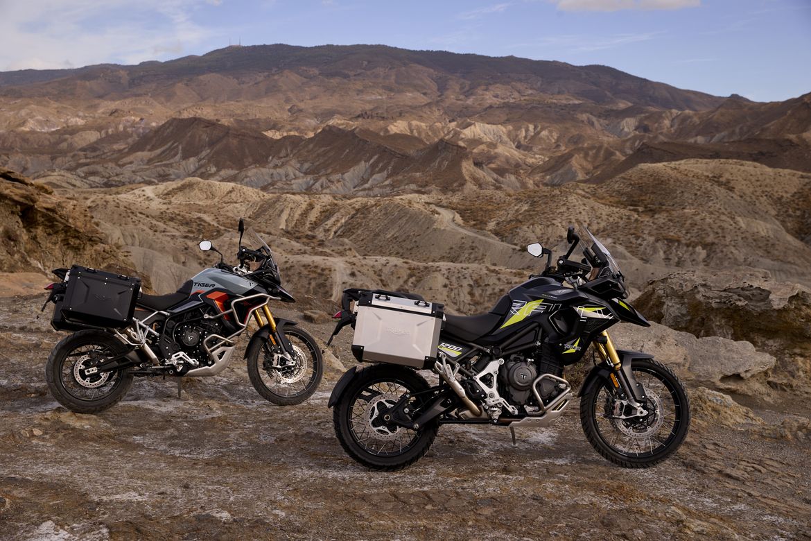 Triumph Tiger Desert e Alpine Editions 