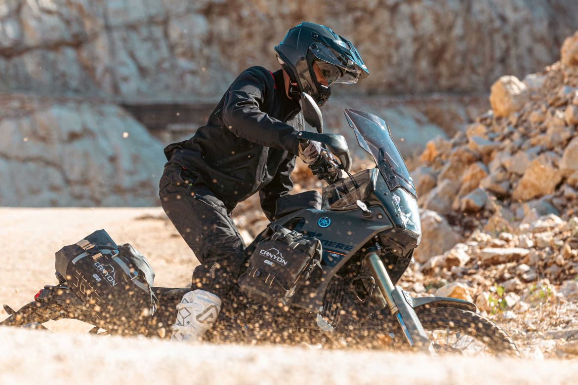 GIVI 80.1 CARBON