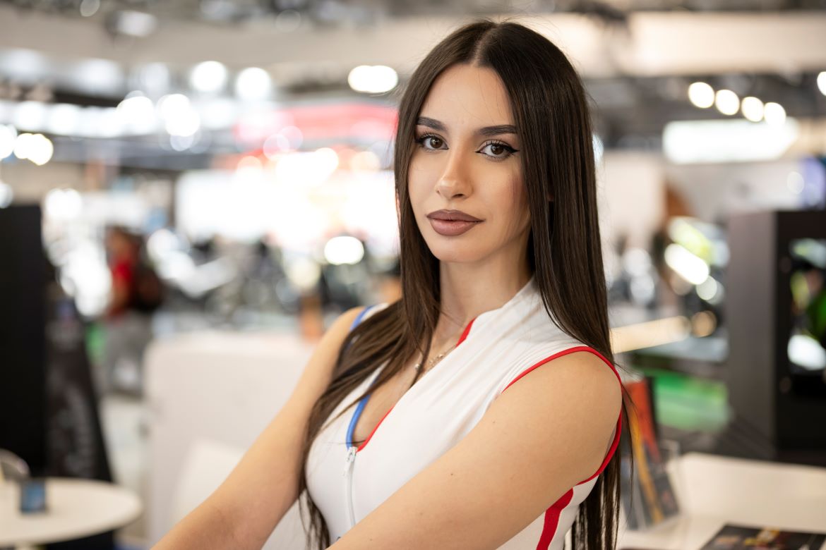 Eicma Girl