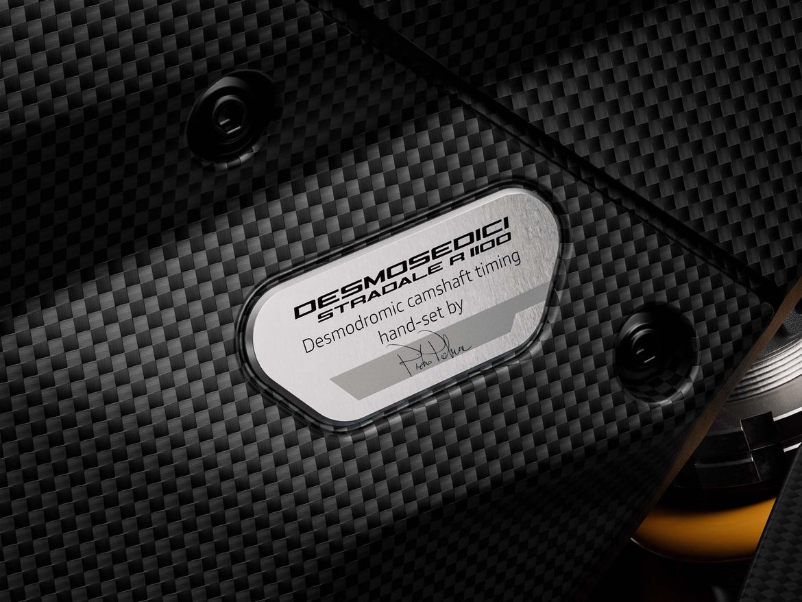 v Ducati superleggera centenario 3