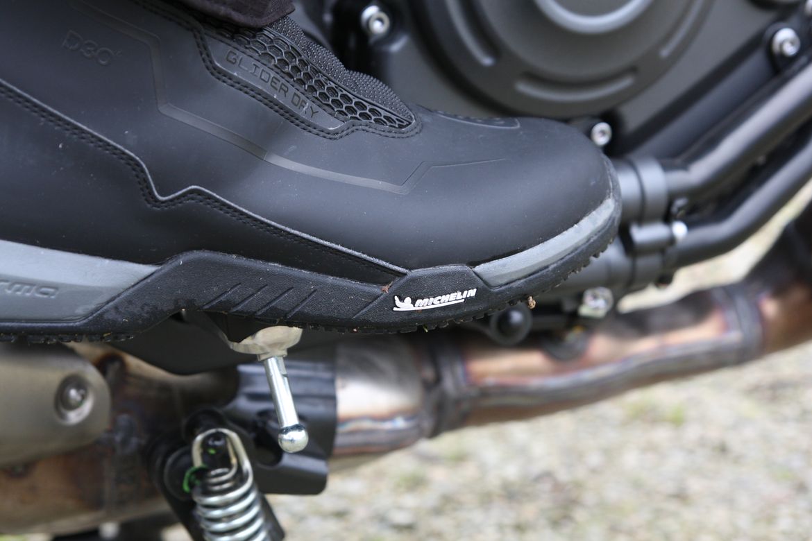 Forma GLIDER Dry con suola Michelin 