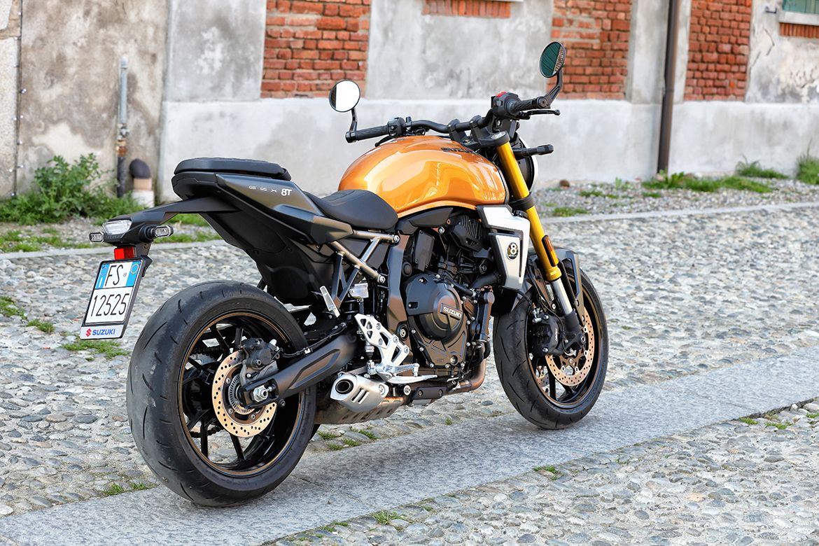 Suzuki GSX-8T 7