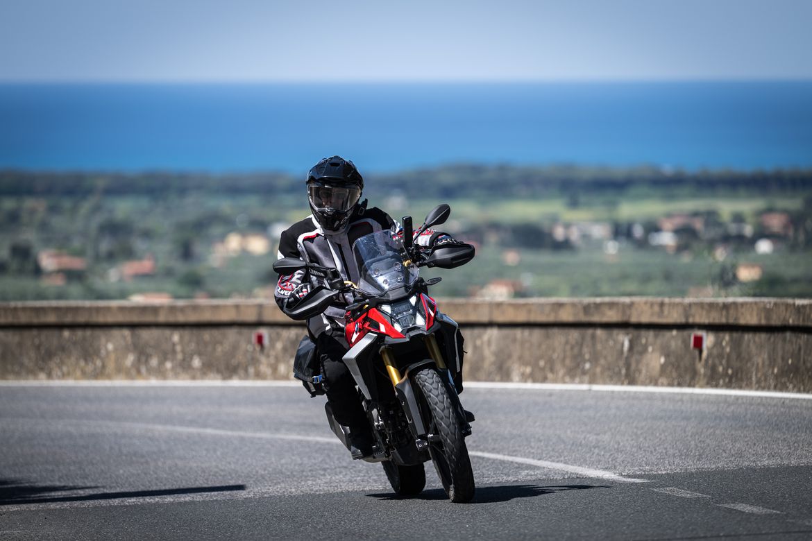 BMW F450GS 10