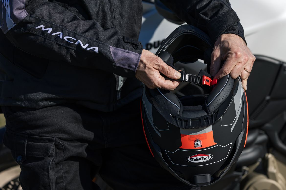 Caberg Roxter 3
