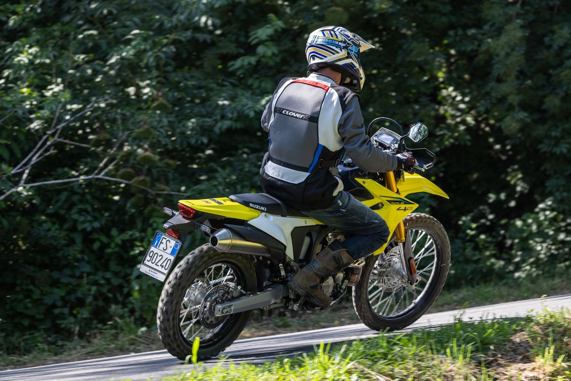 Suzuki DR-Z 4S 10