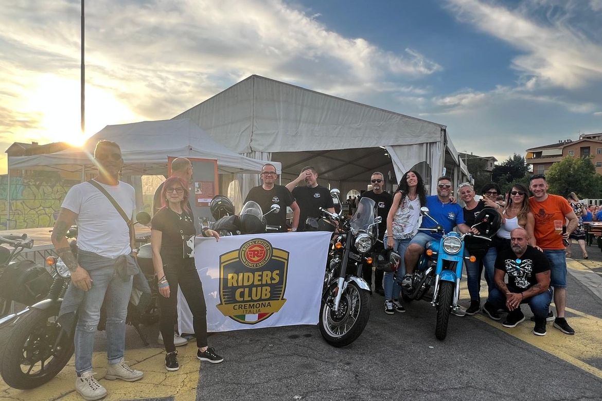 Moto Day Crema 3