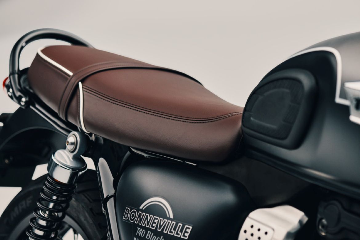 Bonneville t40