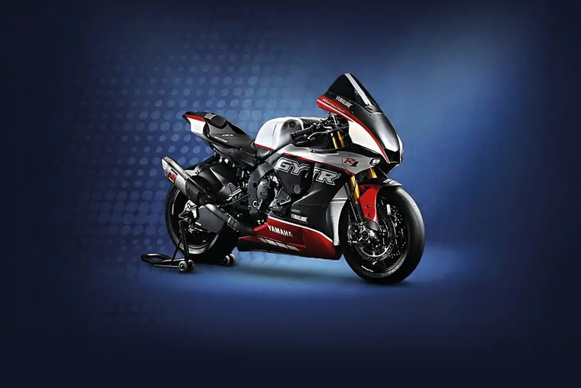 Yamaha R1 Superbike