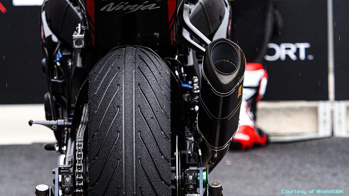 Gomme Superbike intermedie