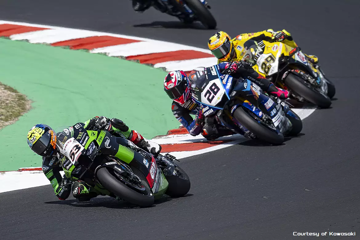 Alex Lowes e Andrea Iannone Alex Lowes e Andrea Iannone